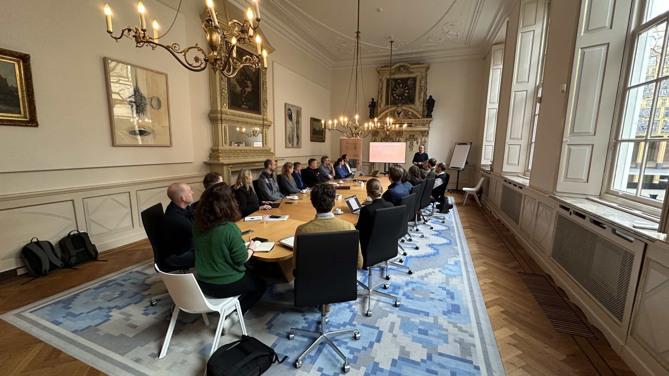 Dealpartners starten actieplannen ‘Biobased (ver)bouwen’