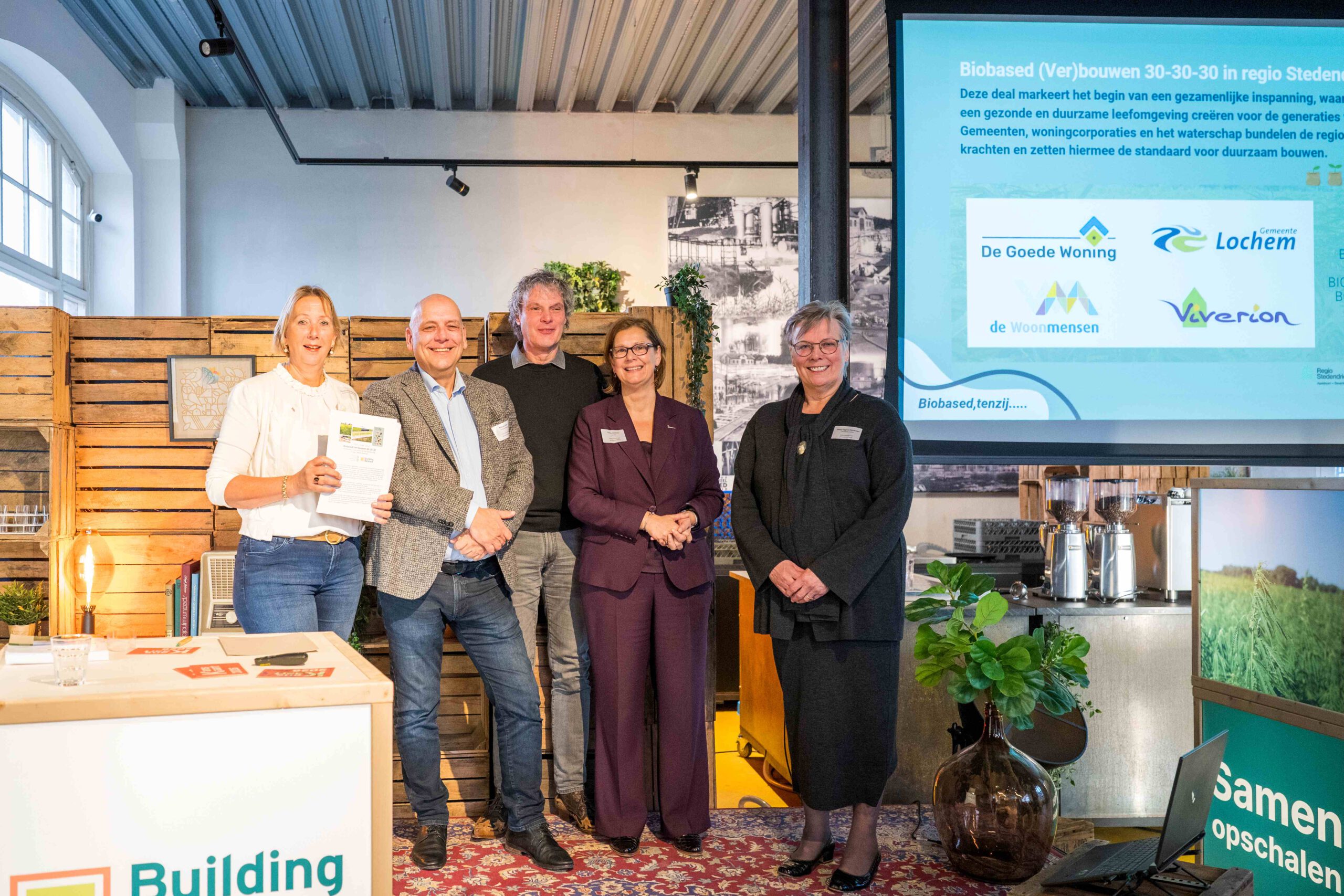 Opdrachtgevers in regio Stedendriehoek versnellen biobased (ver)bouwen met vier nieuwe partners